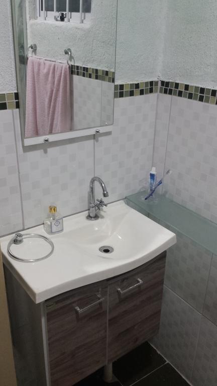 Casa Ubatuba Com Ar Condicionado Vila Quarto foto